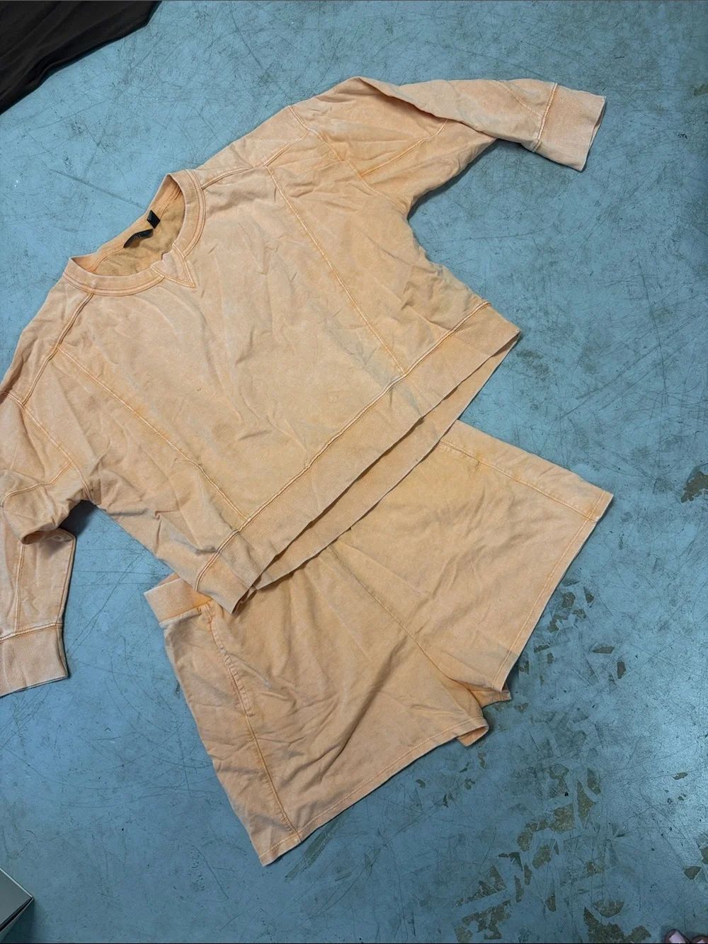 Orange Shorts Set Pullover and Shorts with Pockets - Size Large - Loungewear
